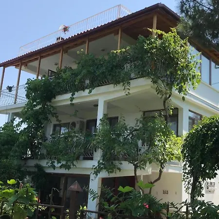 Otel Guenebakan Taliani Ayvalı