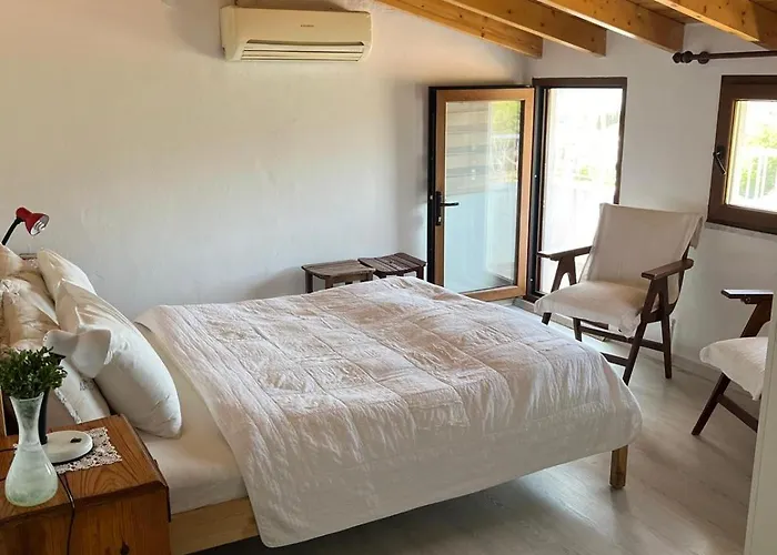 Guenebakan Taliani *