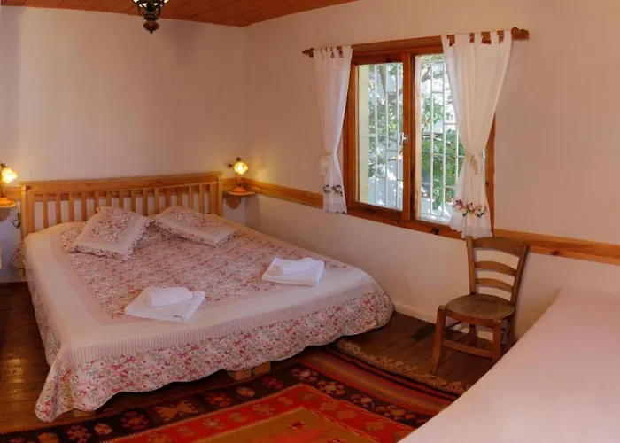 Hotel Guenebakan Taliani Ayvalı