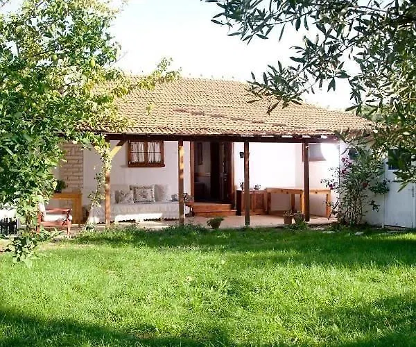 Guenebakan Taliani Hotel *