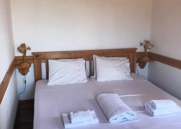 Hotel Guenebakan Taliani *